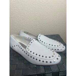 Bleecker & Bond White Arianna Loafers Women's Size 9 Studded Leather RockN'Roll